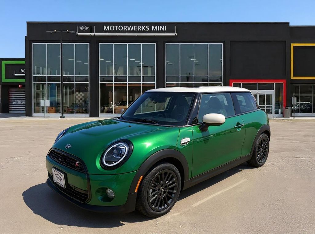 2026 MINI Hardtop 2 Door S's photo