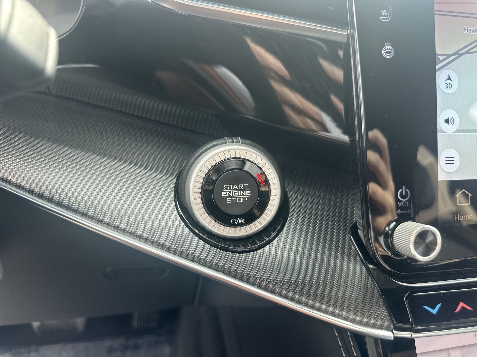 2023 Jeep Grand Wagoneer II photo 16