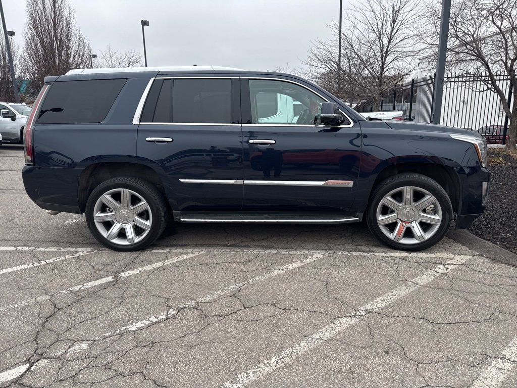 Used 2017 Cadillac Escalade Luxury with VIN 1GYS4BKJ6HR146614 for sale in Kansas City