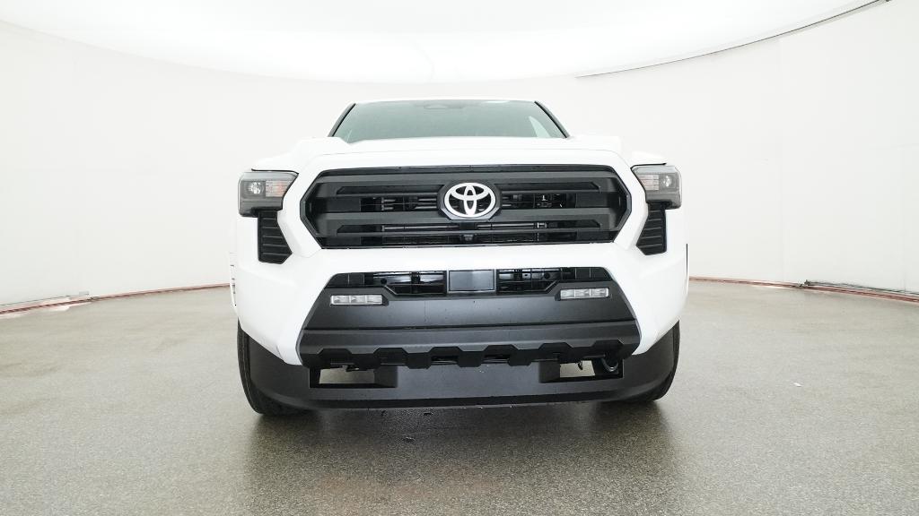 2025 Toyota Tacoma SR5 Double Cab photo 3