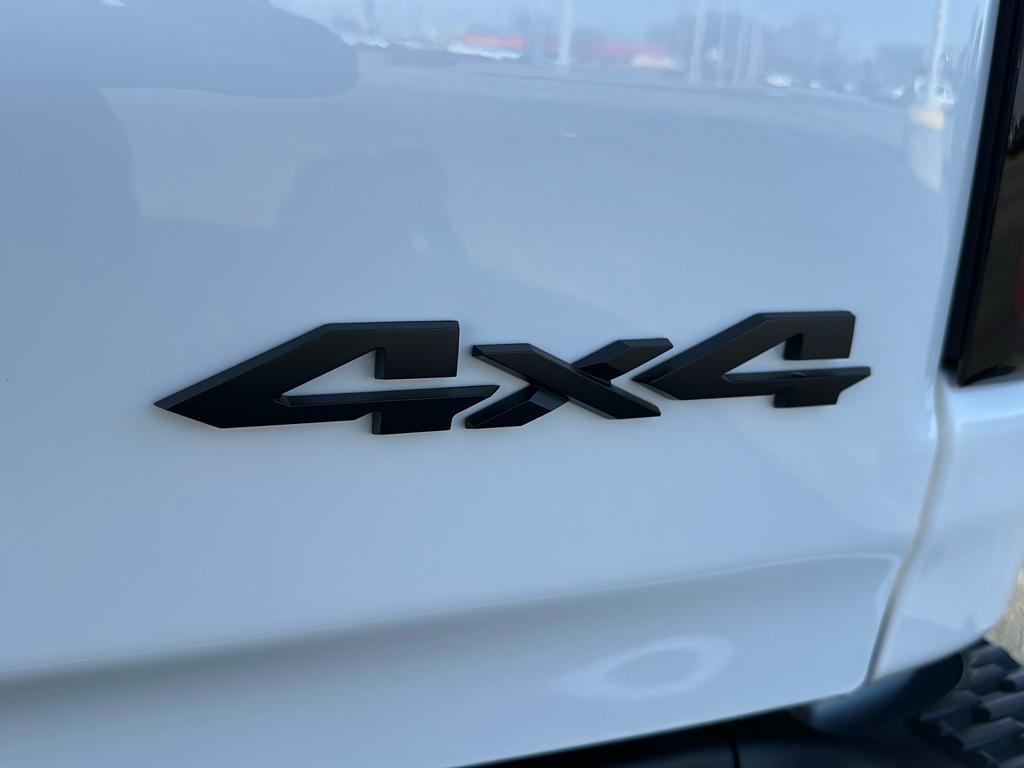 2025 Ram 1500 Laramie photo 6