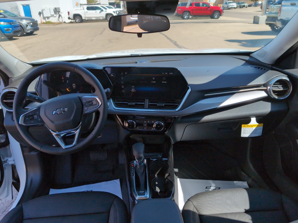 2025 Chevrolet Trax ACTIV photo 8