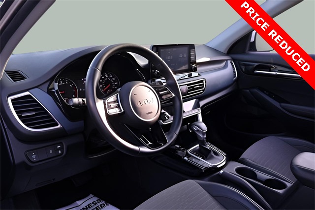 2023 Kia Seltos S photo 5