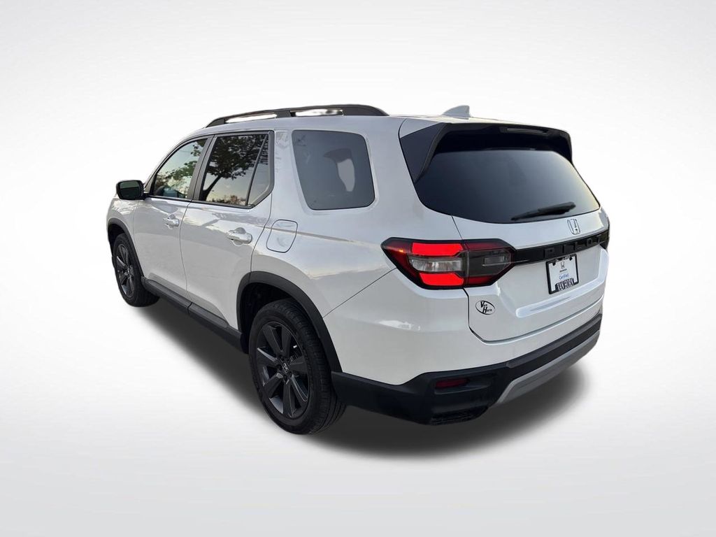 Certified Pre-Owned 2023 Honda Pilot Sport 4D Sport Utility in