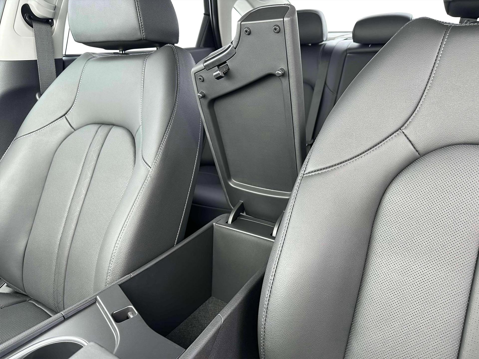 2025 Hyundai Sonata Hybrid Limited photo 18
