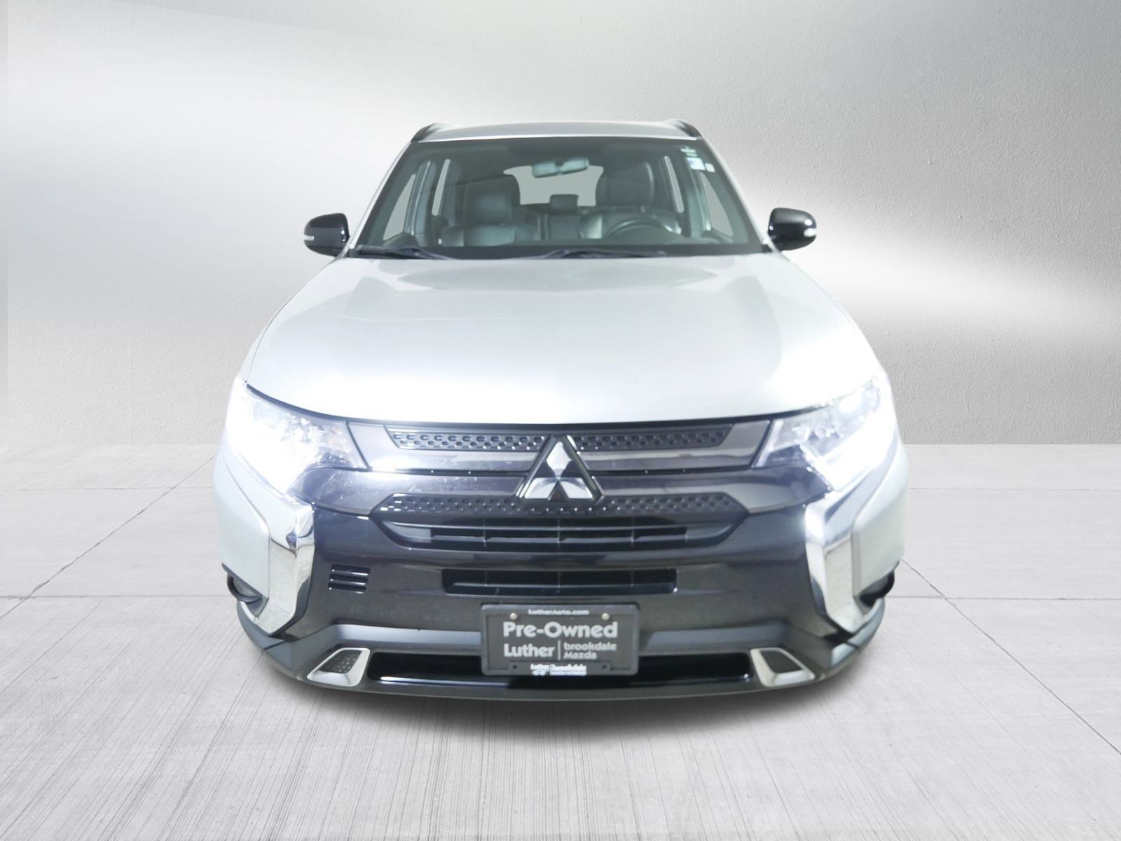 Used 2019 Mitsubishi Outlander LE with VIN JA4AZ3A3XKZ025954 for sale in Brooklyn Center, Minnesota