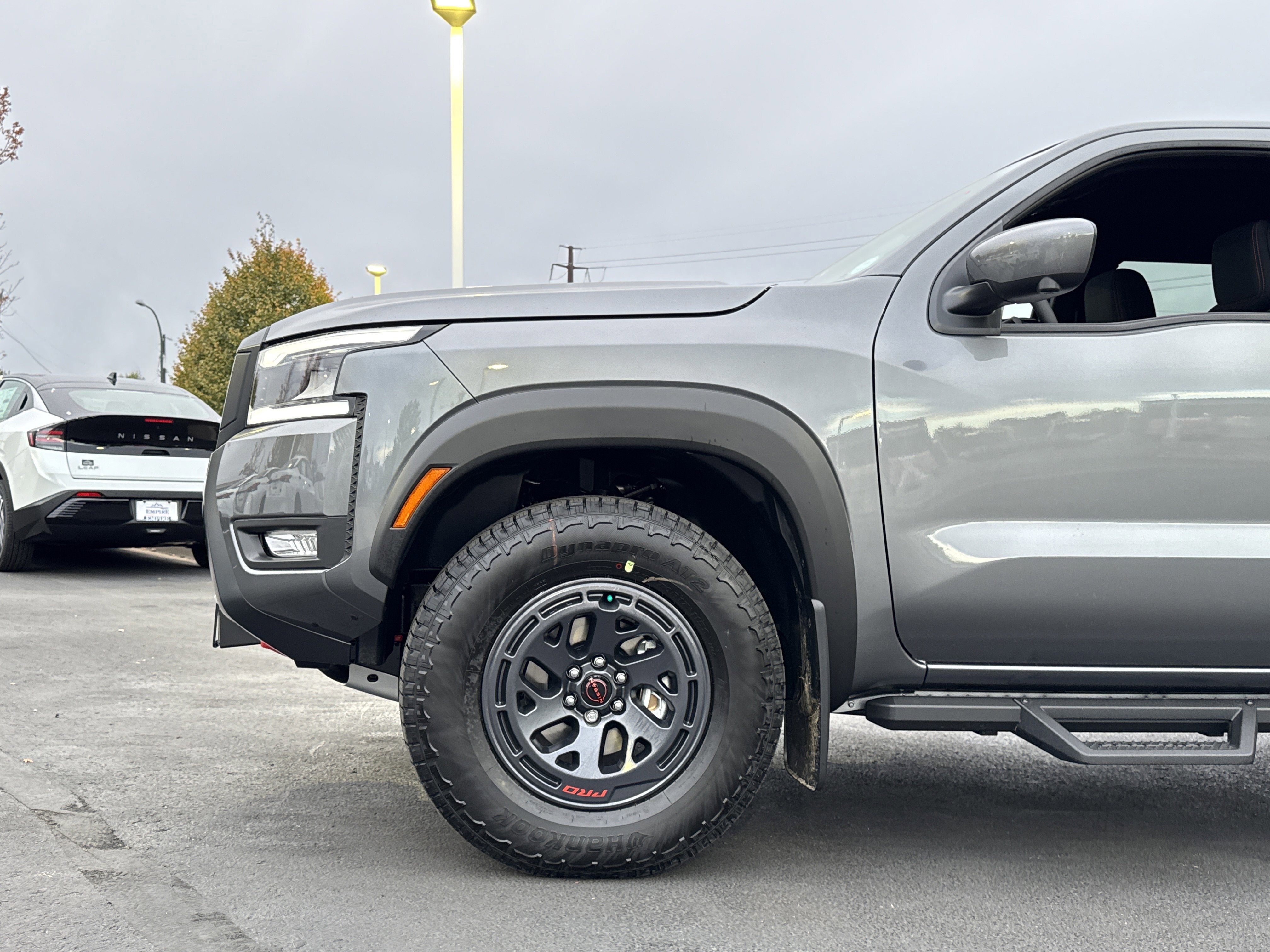 2026 Nissan Frontier PRO-4X photo 3