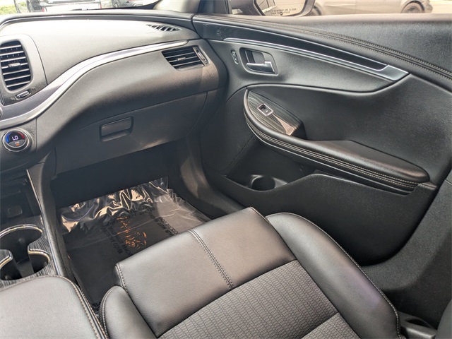 2019 Chevrolet Impala 1LT photo 14