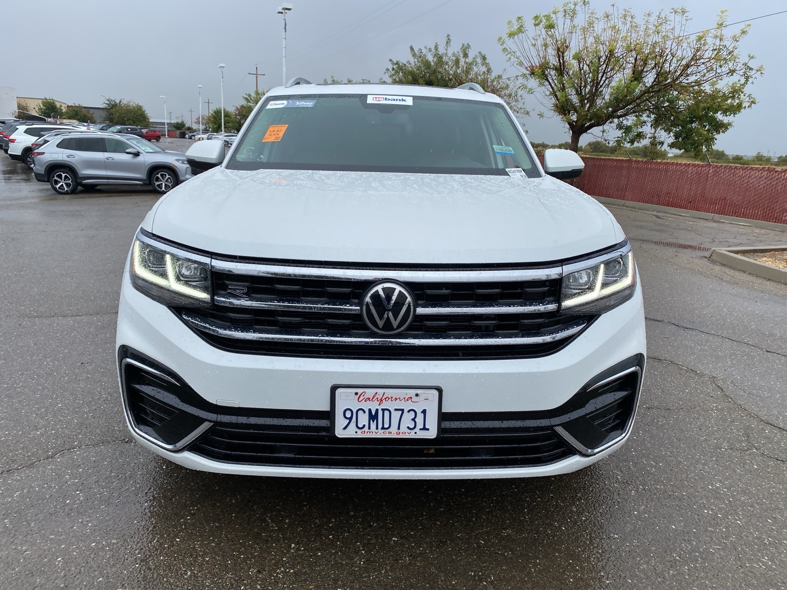 2022 Volkswagen Atlas V6 SEL R-Line photo 2