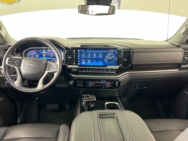 2022 Chevrolet Silverado 1500 RST photo 10