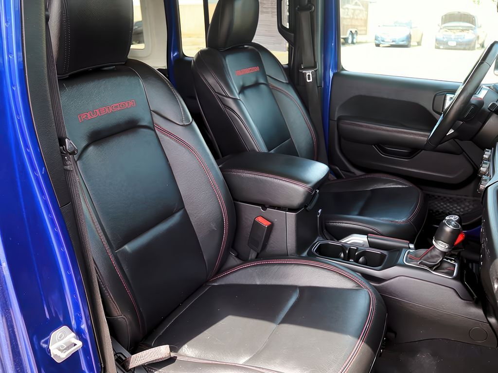 2019 Jeep Wrangler Rubicon photo 23