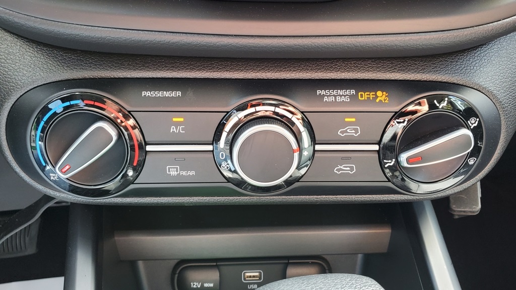 2023 Kia Soul LX photo 25