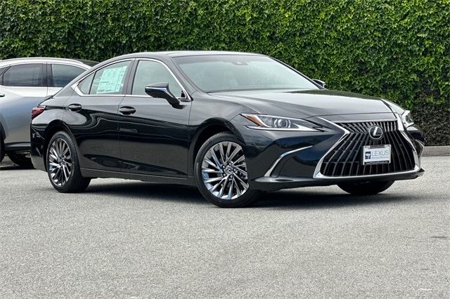 2025 Lexus ES 350 Luxury photo 2