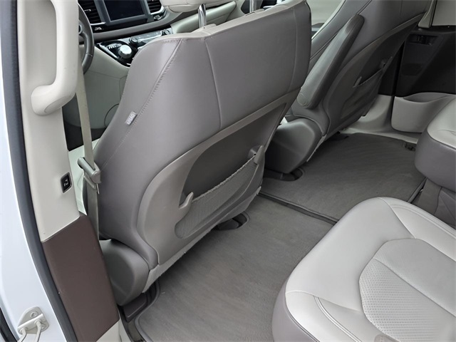 2018 Chrysler Pacifica Touring L photo 30