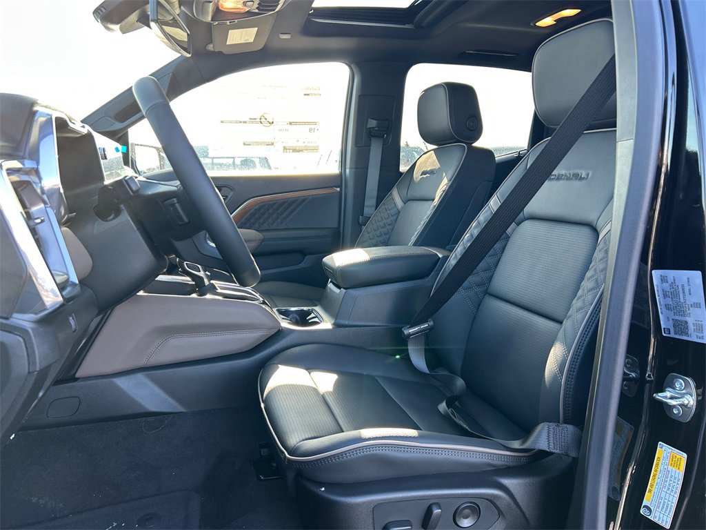 2026 GMC CANYON - Image 15