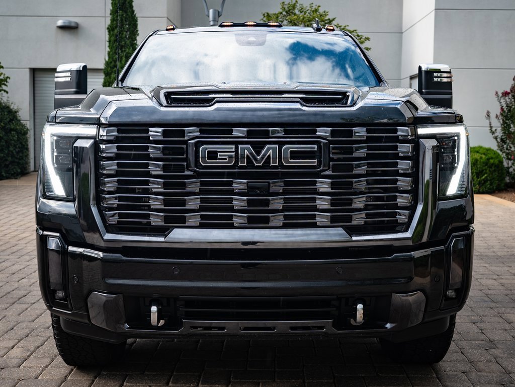 2024 Gmc Sierra HD Denali Ultimate photo 2