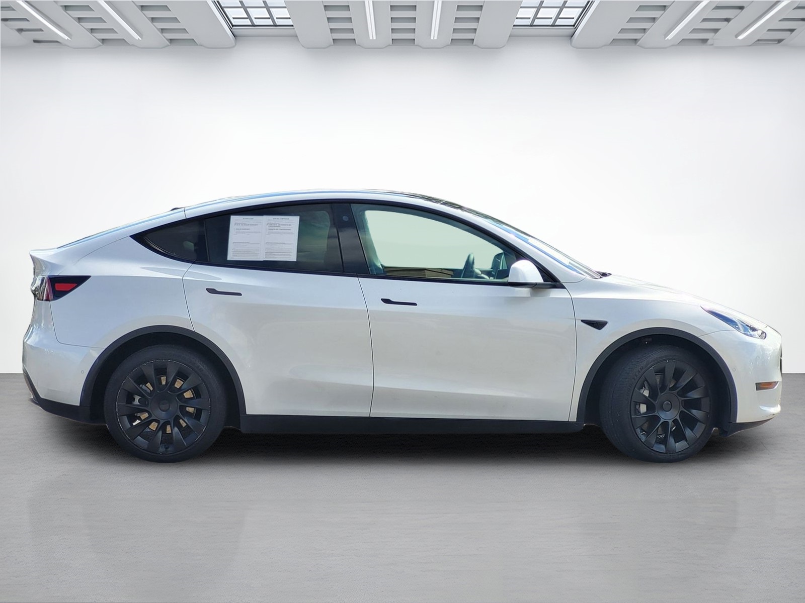 2021 Tesla Model Y Long Range photo 3