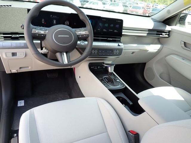 2026 Hyundai Kona SEL photo 10