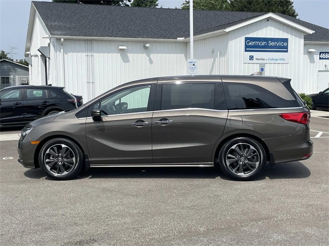 2023 Honda Odyssey Elite photo 8
