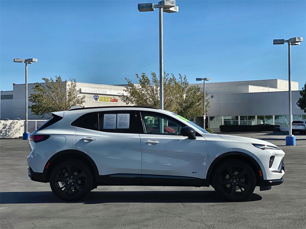 2024 Buick Envision Sport Touring photo 4