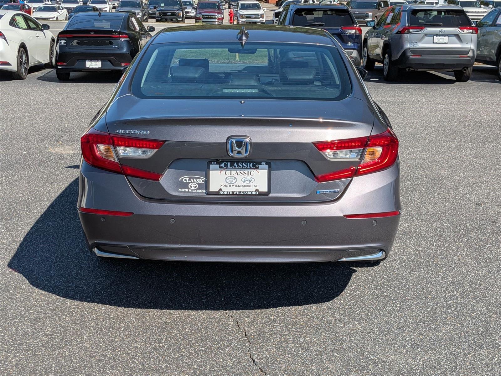 2022 Honda Accord Hybrid EX-L photo 5