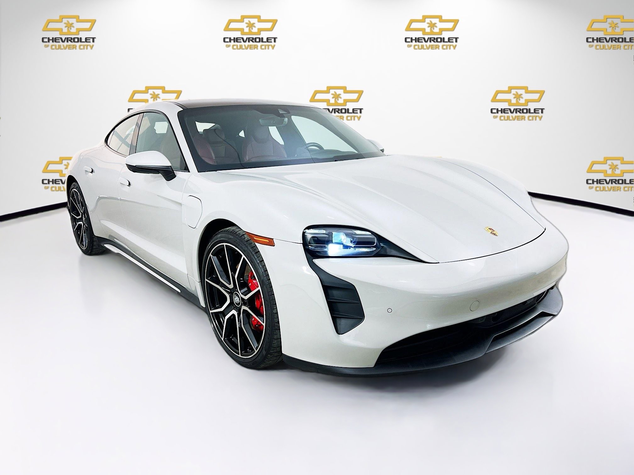 2023 Porsche Taycan S's photo