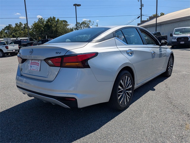 2024 Nissan Altima 2.5 SV photo 4
