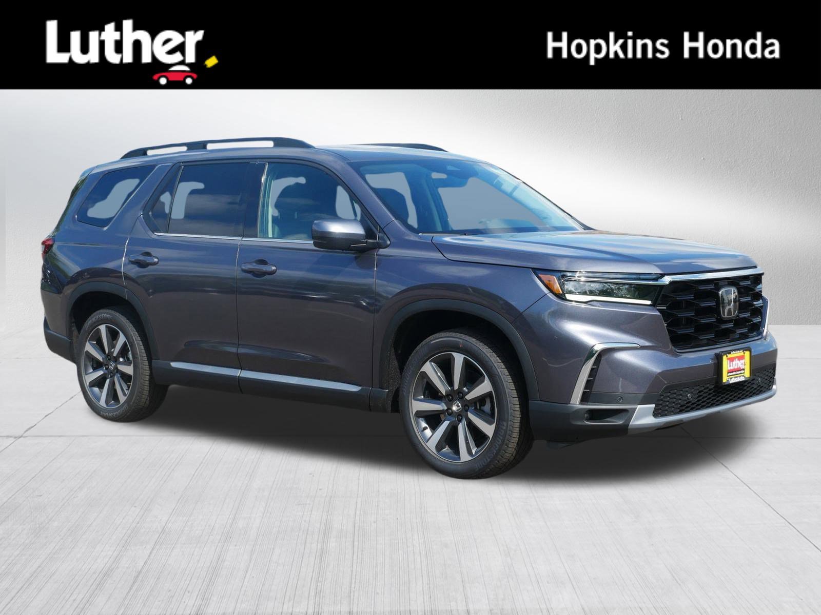 2025 Honda Pilot Touring's photo