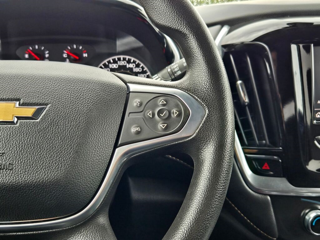 2021 Chevrolet Traverse LS photo 27