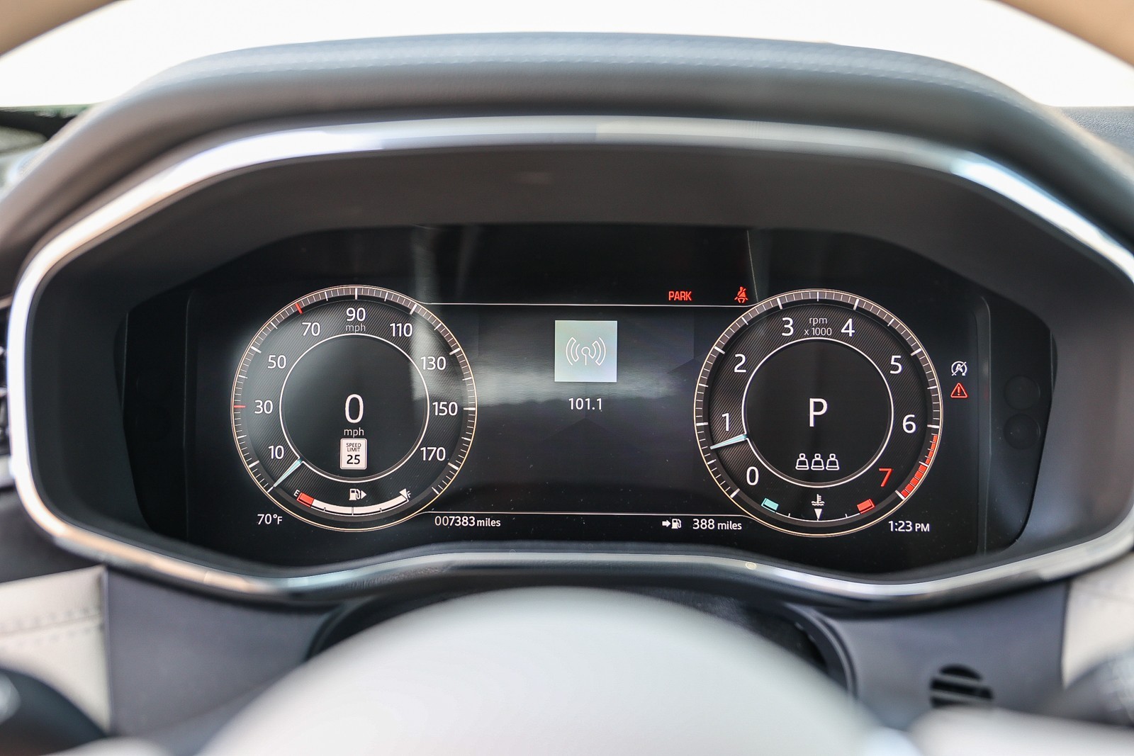2024 Jaguar F-PACE P250 R-Dynamic S photo 24