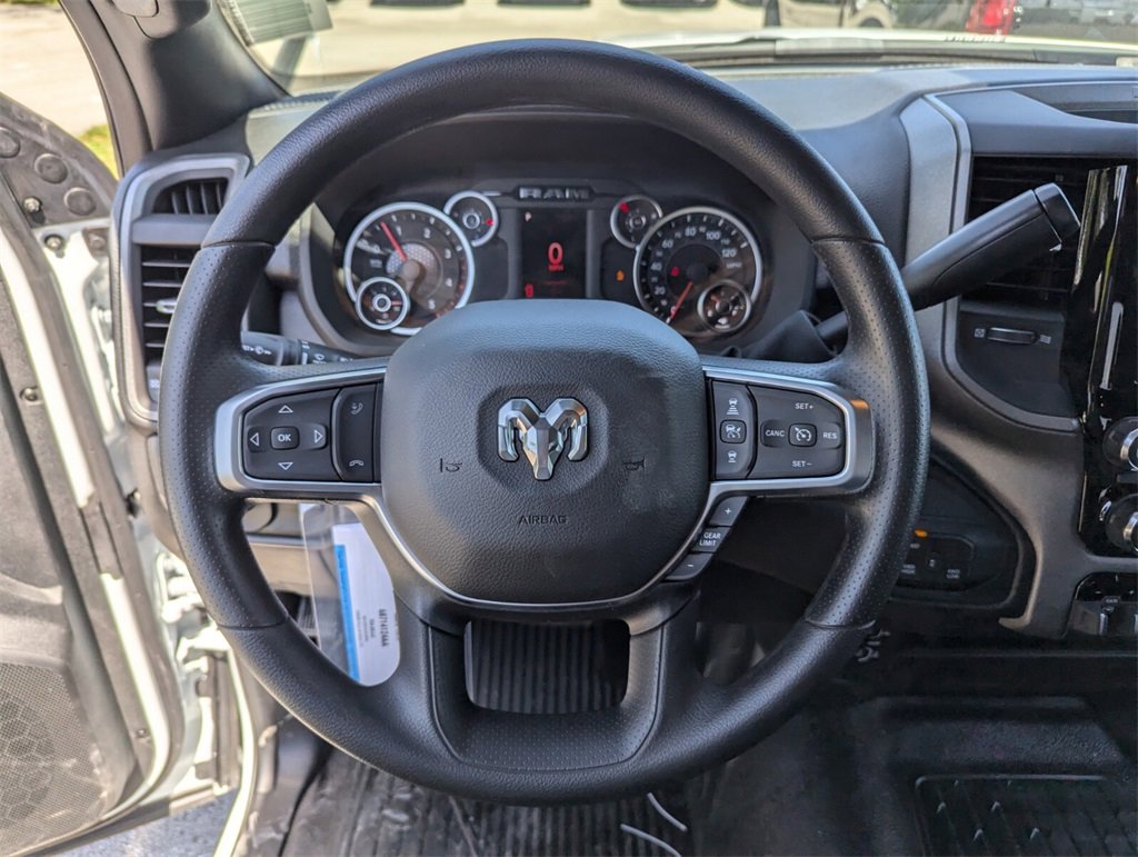 2025 Ram 3500 Tradesman photo 16