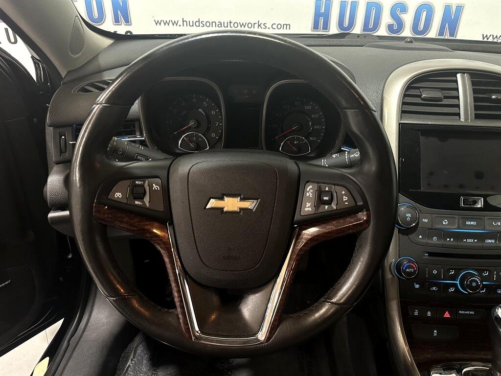 2013 Chevrolet Malibu LTZ photo 16