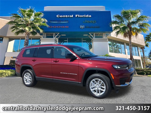 2025 Jeep Grand Cherokee L Laredo's photo