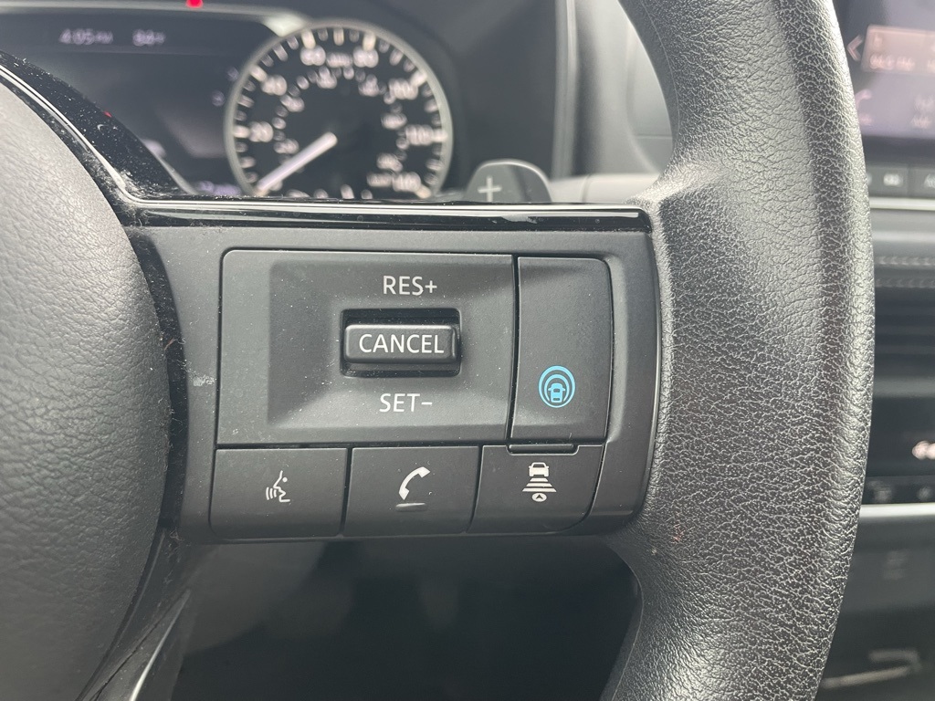 2023 Nissan Rogue SV photo 10