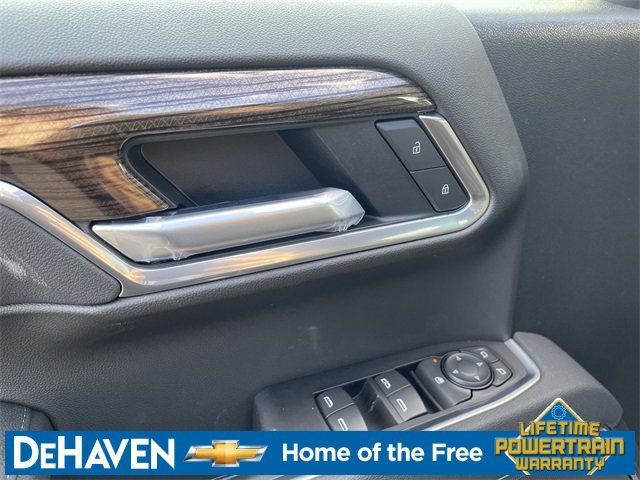 2026 Chevrolet Silverado 1500 RST photo 19