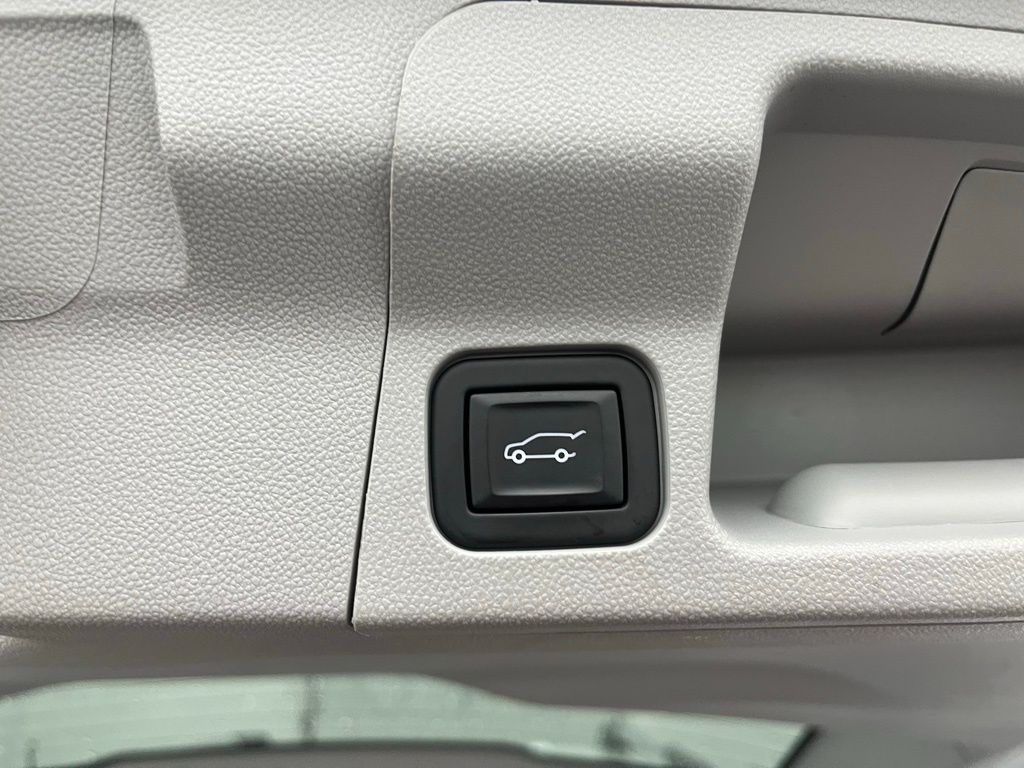 2023 Gmc Acadia SLT photo 14