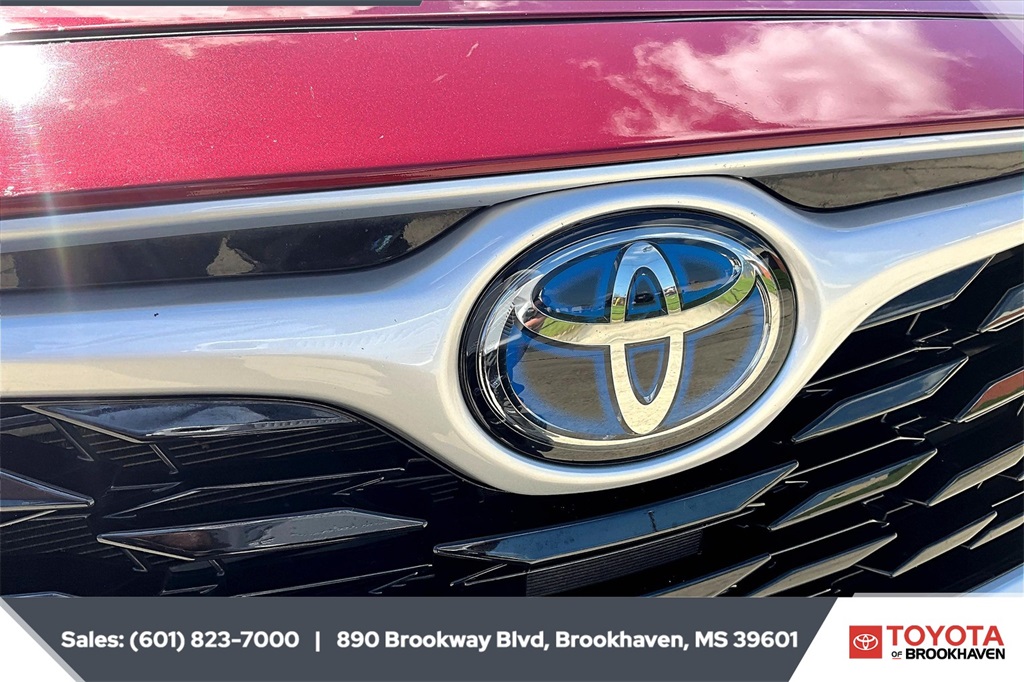 2023 Toyota Highlander Hybrid XLE photo 19