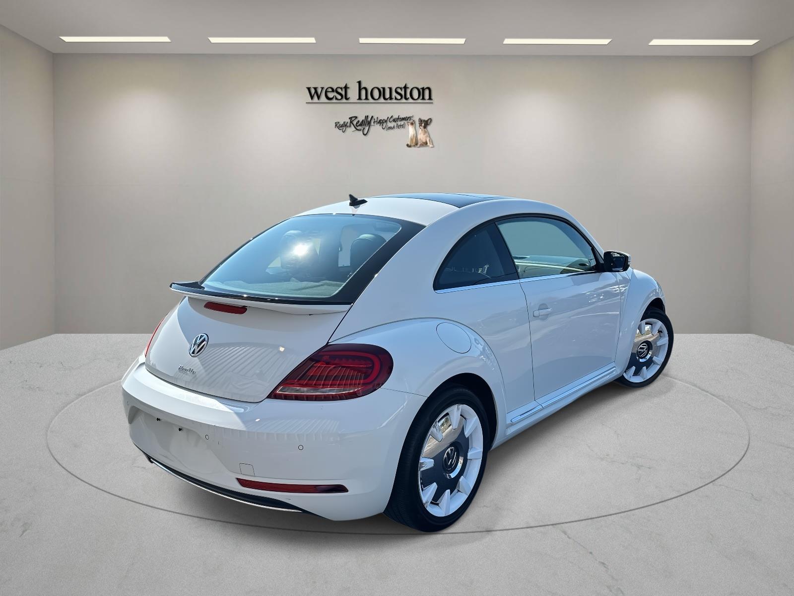 2019 Volkswagen Beetle Final Edition SE photo 4