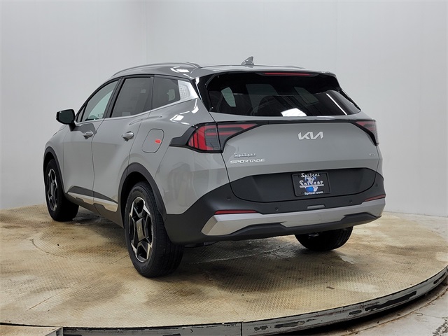 2026 Kia Sportage EX photo 4