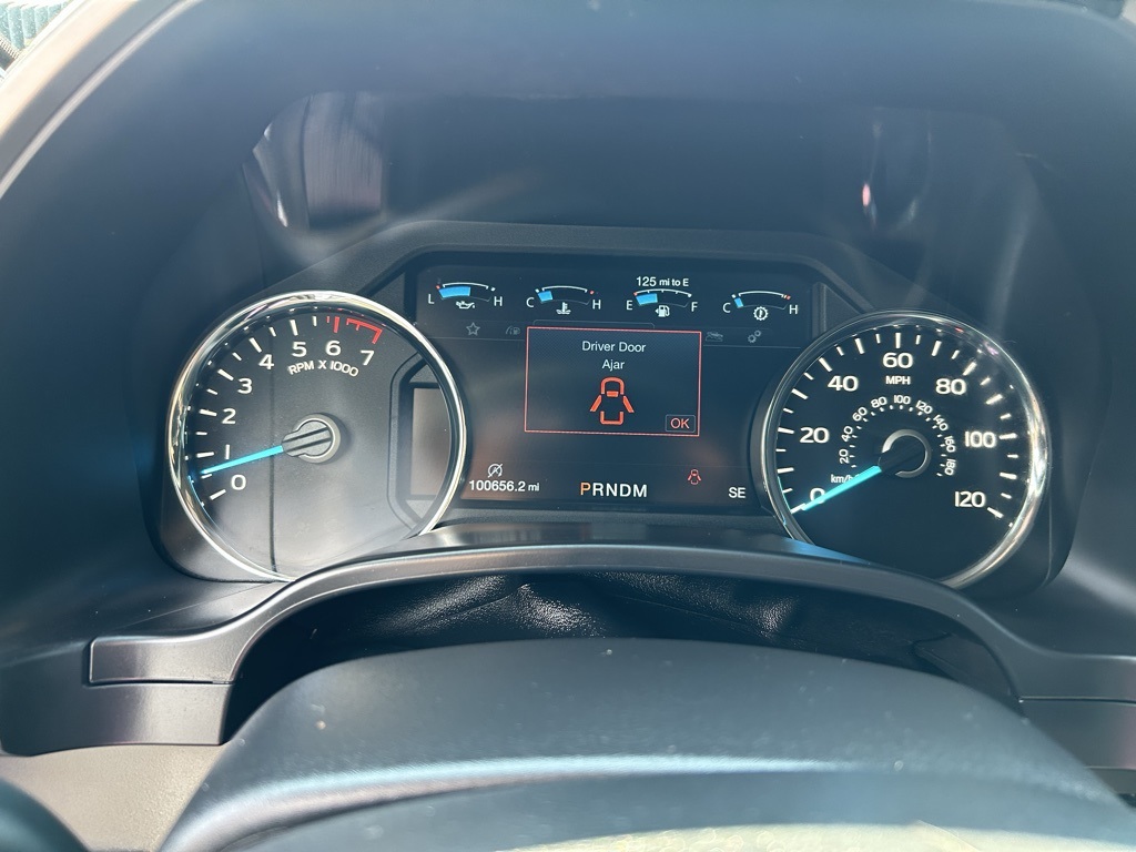 2019 Ford F-150 Lariat photo 19