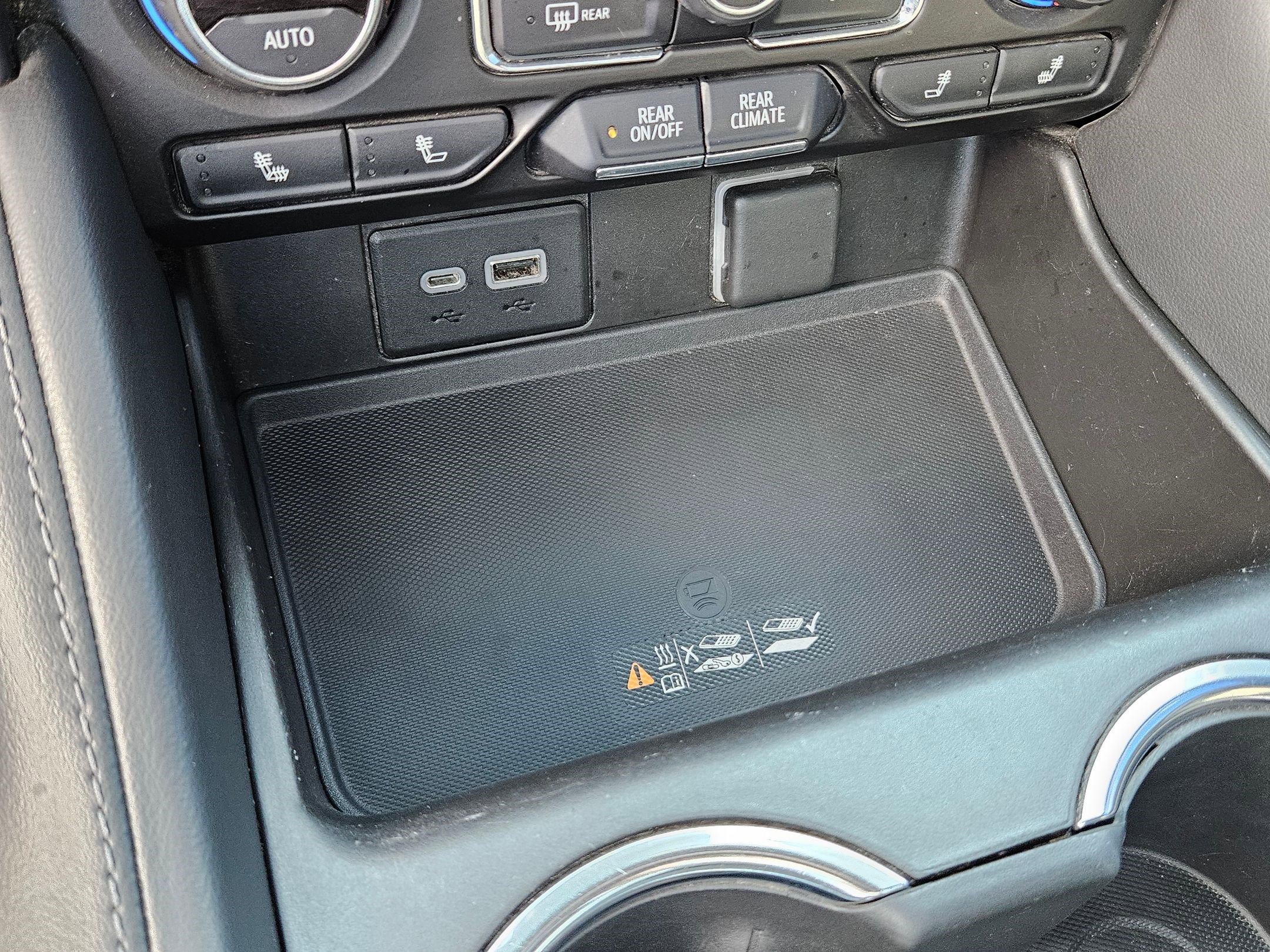 2021 Chevrolet Tahoe LT photo 23
