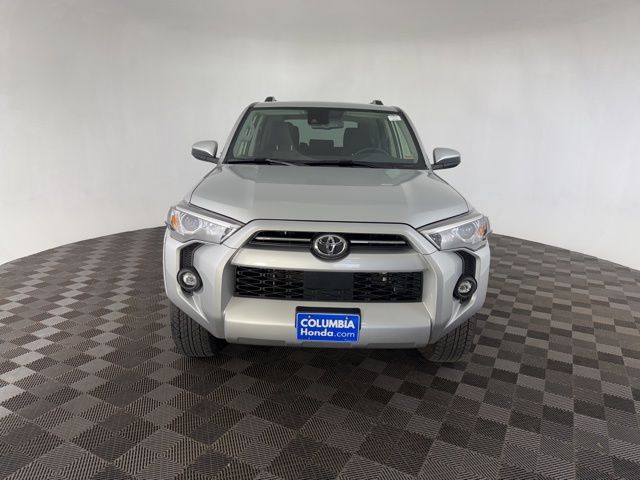 2024 Toyota 4Runner SR5 4WD photo 2