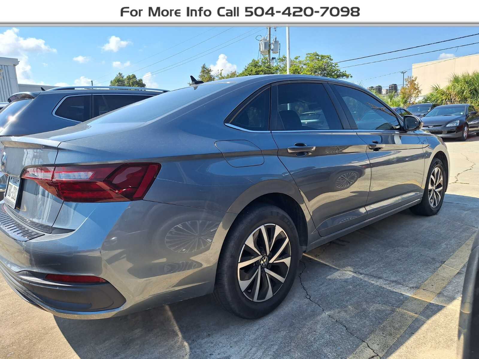 2023 Volkswagen Jetta S photo 3