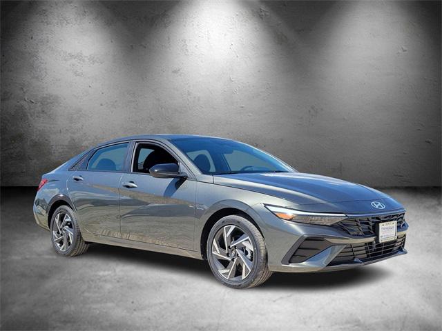 2025 Hyundai Elantra Hybrid SEL Sport photo 3