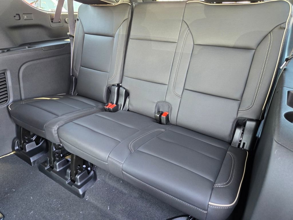 2025 Gmc Yukon XL photo 9