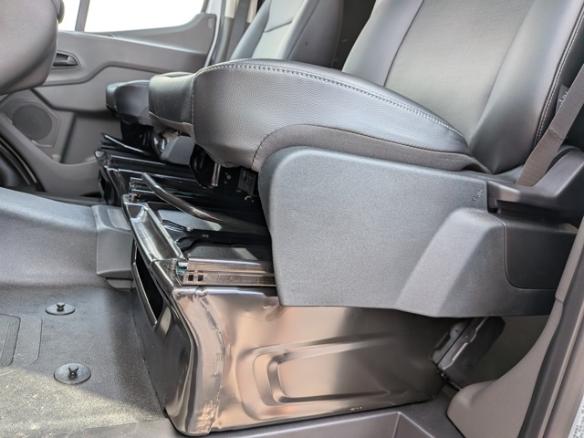 2025 Ford Transit photo 10