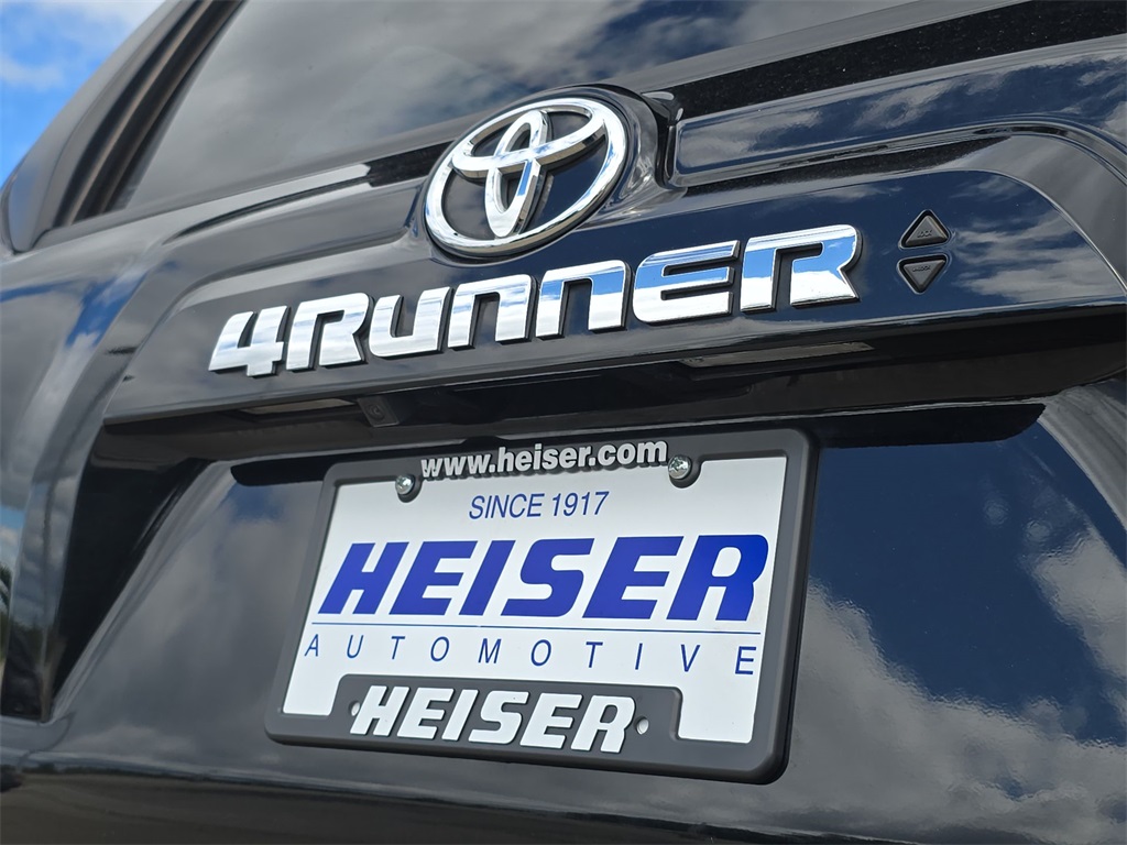 2024 Toyota 4Runner SR5 4WD photo 35