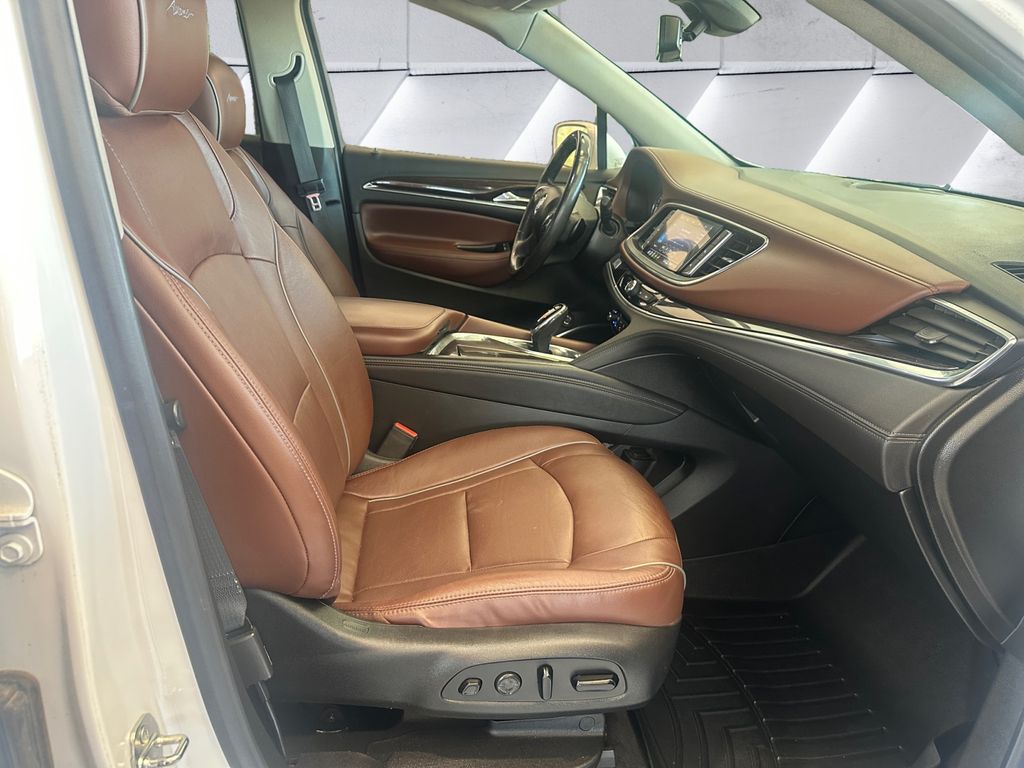 2020 Buick Enclave Avenir photo 13