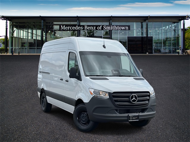2025 Mercedes-Benz Sprinter Cargo Van Base's photo
