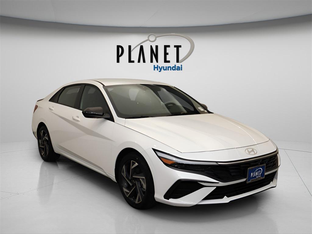 2026 Hyundai Elantra SEL's photo